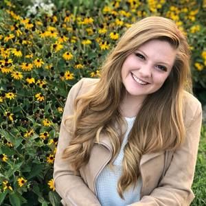 Meet your Posher, Claire